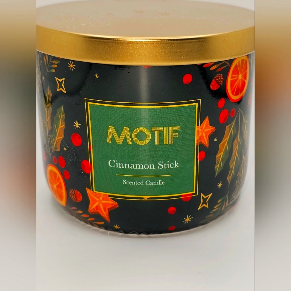 Xmas New Cinnamon Stick 14oz, 3 wick Jar Candle